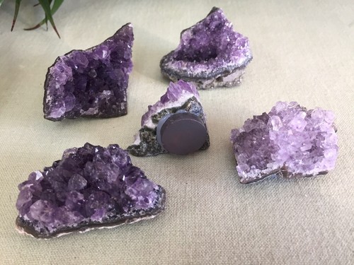 1 Amethyst Magnet Amethyst Geode Crystal Quartz Druze Cluster Gemstone Specimen. - Picture 2 of 11
