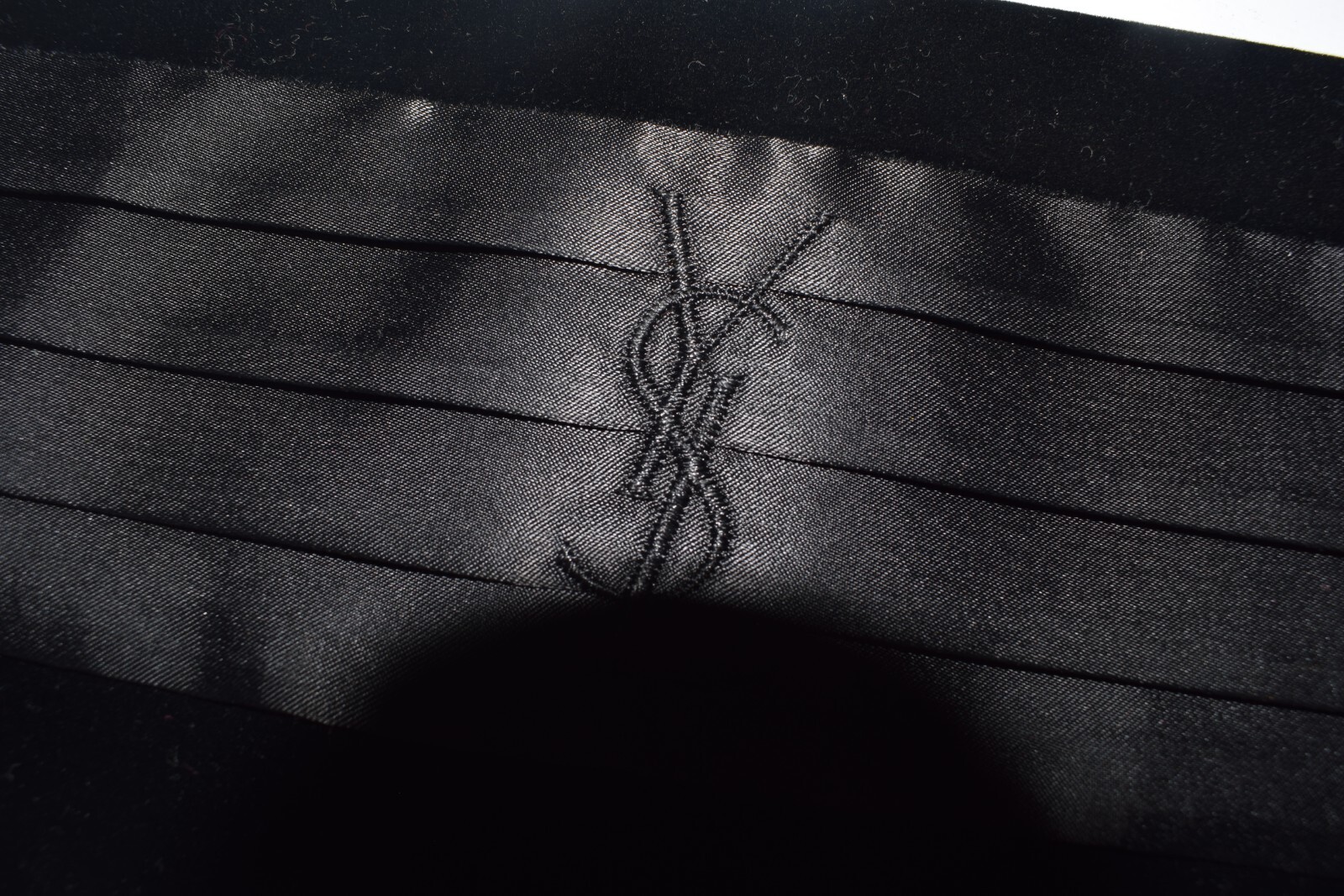 YVES SAINT LAURENT YSL Borsa Profumi Sera Velluto Nero Satinato Frittura Cosmetici