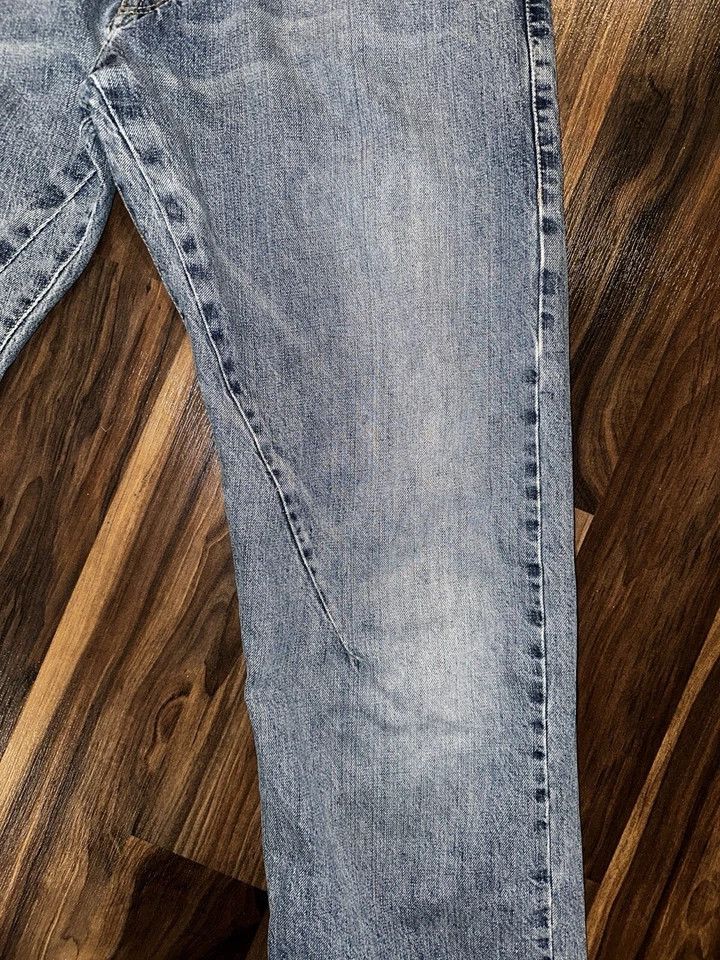 Rick Owens DRKSHDW 修身直筒中号水洗牛仔裤 36 X 29 阅读 — 第 2/4 张图片