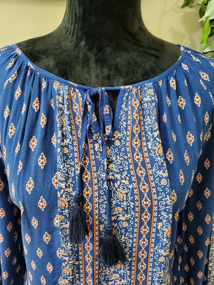 Blusa informal de manga larga con cuello redondo 100 % rayón azul Faded Glory talla L Foto 3 de 4