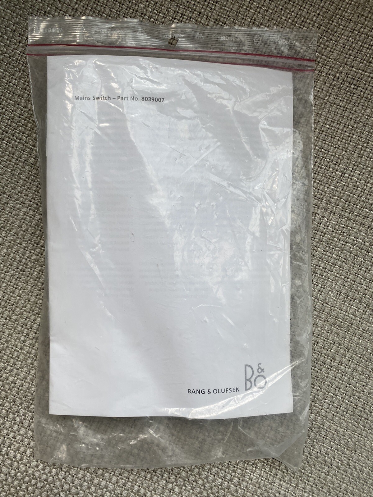 Foto 2 di 2
