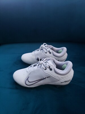 Nike CZ5917-004 Hyperdiamond 4 Elite Women Sz 8.5 Softball Cleats Gray Brand New