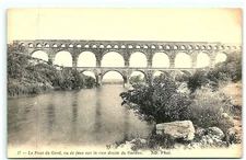S02-0970, LE PONT DU GARD, VU DE FACE SUR LA RIVE DROITE DU GARDON, ***