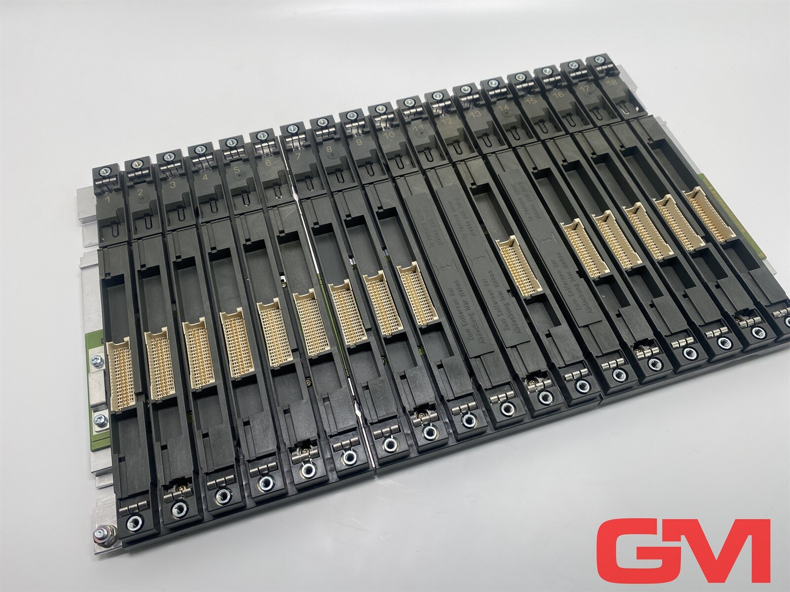 Siemens Module Carrier 6ES7403-1TA01-0AA0 Extension Rack E02 Slightly Damaged