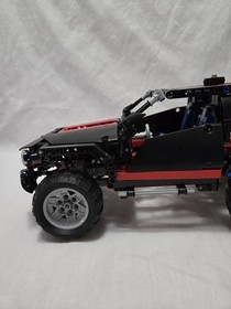 LEGO TECHNIC Extreme Cruiser Jeep 4 X 4 Set 8081