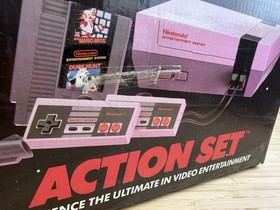 Juego de acci&oacute;n Nintendo Entertainment System excelente estado cib