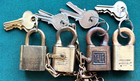 4 Vtg UNITED STATES NAVY ( USN ) Brass Padlocks – All w/ Operable Keys — photo 2