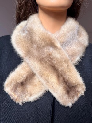Vintage Sapphire Mink Fur Collar Genuine Real Fur Clasp 1980s