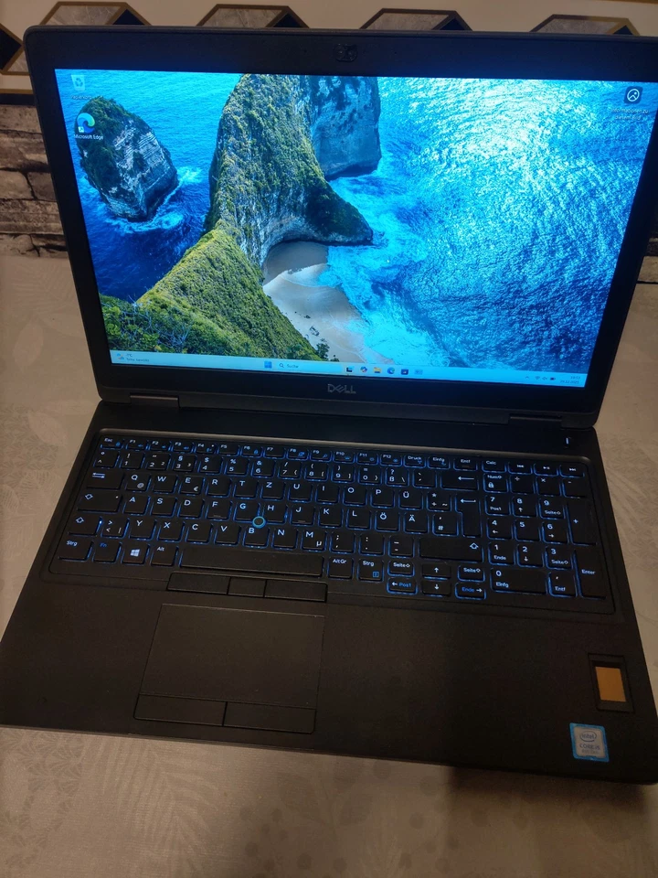 Dell Latitude 5590 · i5-8350U · 16GB · 250GB, Foto 1 von 5