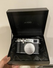 Fujifilm FinePix X Series X100 12.0MP Digital Camera - Silver