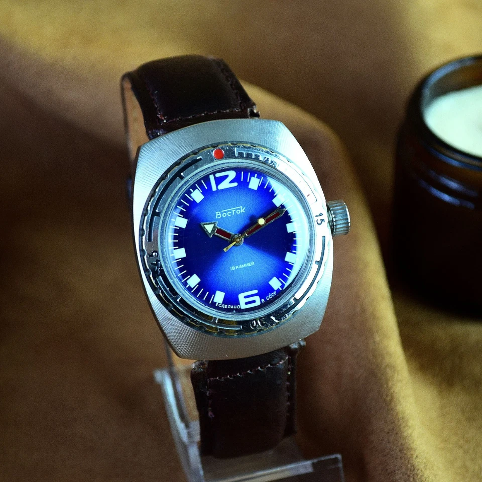 Relógio de pulso soviético Vostok mergulhador anfíbio relógio masculino vintage mostrador azul com manutenção - Imagem 4 de 4
