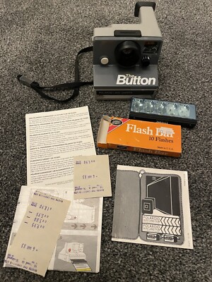 Vintage POLAROID THE BUTTON Instant Film Camera SX-70 Boots Flash  Receipts ‘83 UK