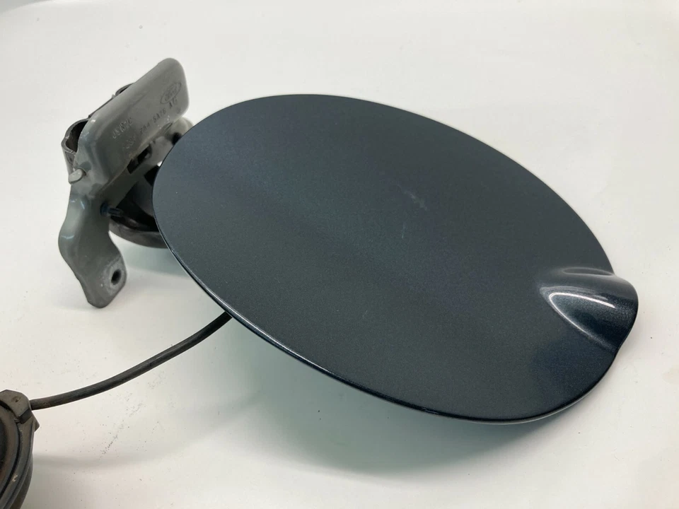 08-12 Ford Escape 08-11 Mariner Fuel Filler Door Tank Cover Lid 8L84-78405A26 Foto 3 de 4