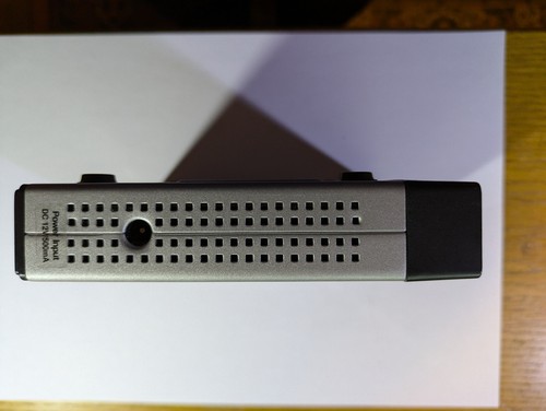 Linksys SD208 v1.1 8 Port 10/100 Ethernet Switch - Picture 8 of 8