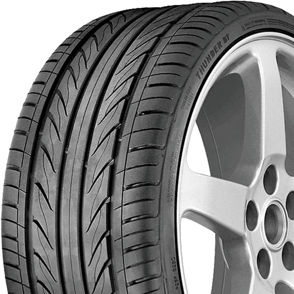 4 Tires Delinte Thunder D7 245/35R20 ZR 95W XL A/S High Performance Foto 2 de 4