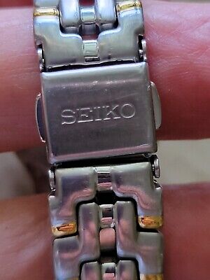 Vintage 1995 SEIKO “Sports 50” 5 Bar Women's 27mm Quartz Vintage 1995 SEIKO “Sports 50” 5 Bar Women's 27mm Quartz
