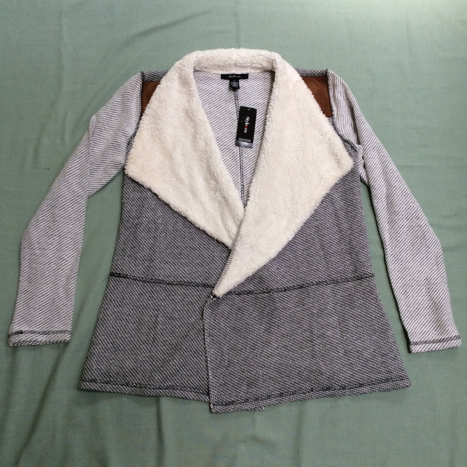 Picture 3 of 6