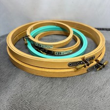 Embroidery Hoops Mixed Sizes Screw Closure Lot of 5 2 8" 2 4" 1 5" Plastic