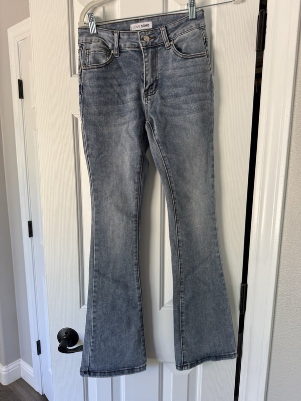 Love Soho Jeans Size 1 Women’s