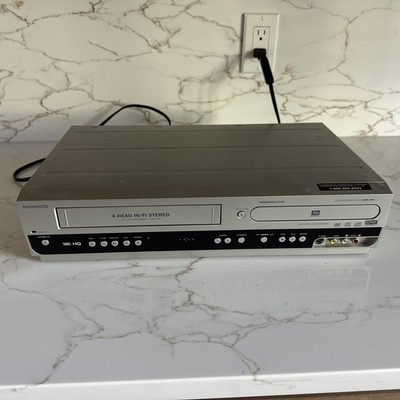 Magnavox MWR20V6 VCR / DVD Recorder RW VHS/DVD Combo !No Remote! ONLY DVD WORKS