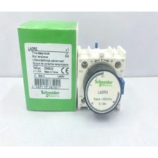 1PCS New For Schneider Electric LADR2 Auxiliary Contact Block