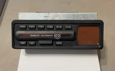 99-06 Harley Davidson RS9804 Electra Glide Ultra Classic Flhtcui Radio CD Stereo