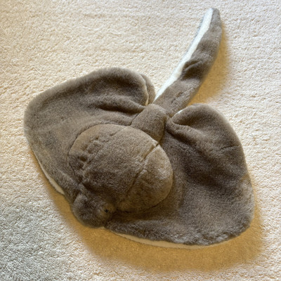 Plush Manta Ray Stingray Vintage Stuffed Ocean Animal Marine Life Beige Ivory