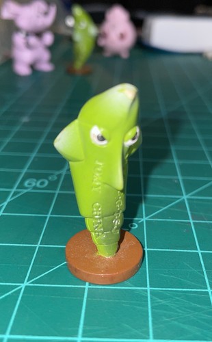Metapod TOMY Pokemon 2” Figure CGTSJ Nintendo 1999 Vintage Authentic Original - Picture 4 of 4