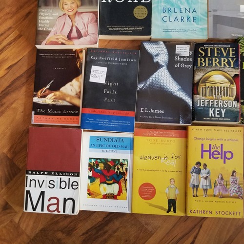 Lot Of 16 Paperback Books Romance Spiritual Diet Various effective Training WZ - Picture 5 of 5
