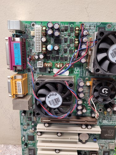 2x RARE GIGABYTE GA-7DPXDW-P w/2-AMD ATHLON 2000+ MP CPUs RETRO COMBO LOOK !! - Photo 11/16