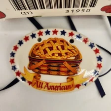 Vintage Longaberger Tie-On Basket Accessory All American Cherry Pie New 1998