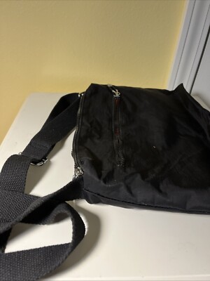 Purse Crossover Many Zipper Pockets By E Tidy.
