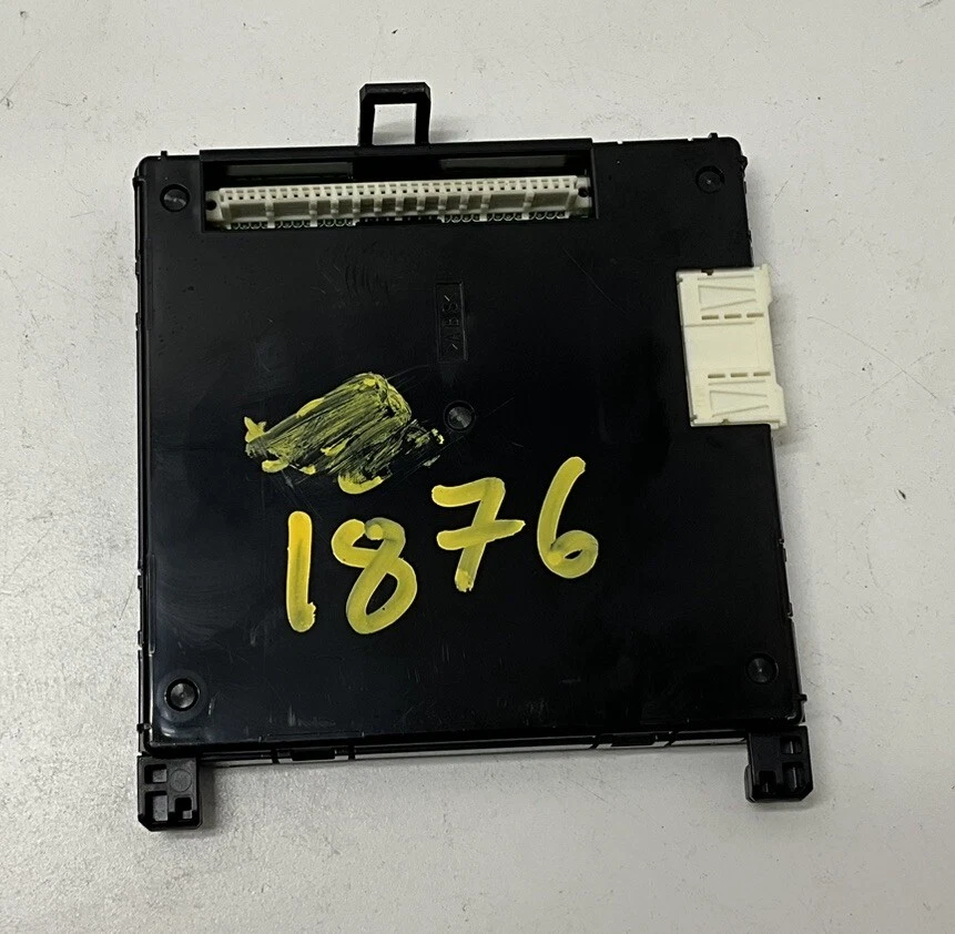 Toyota Prius 2012 módulo de red multiplex 8922147260 OEM Foto 4 de 4