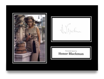 Honor Blackman signed A4 Foto Autogrammkarte Avengers 007 Geschenk Display + COA