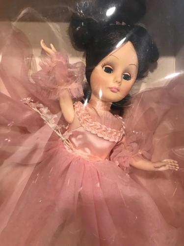 Vintage 80s Effanbee Nutcracker Ballerina In original box - Picture 2 of 3