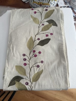 Crate & Barrel Table Runner Embroidered Rona Sage 14 X 90  Red Green Christmas