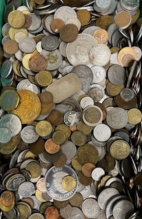 Lot of 40 Pounds of Foreign World Coins Mixed Lot