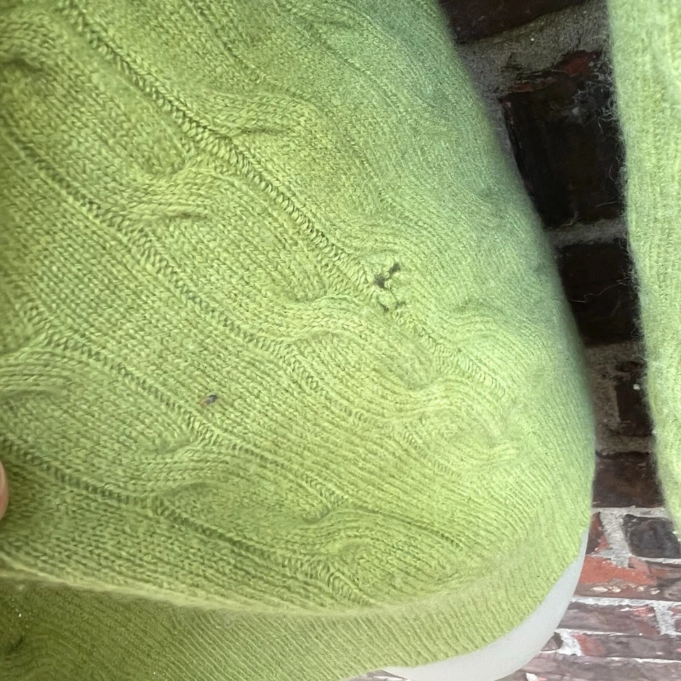 Madison Studio Size L 100% Cashmere Kermit The Frog Green Sweater Long Sleeves - Image 3 of 4