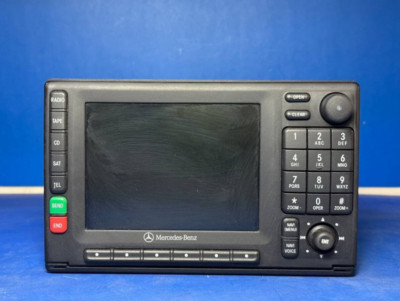 02 - 05 MERCEDES W163 ML-CLASS RADIO SCREEN NAVIGATION HEAD UNIT A1638200579 OEM