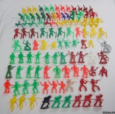 Lot Vintage Western Cowboys  Native American Indians Plastic Toy Figures