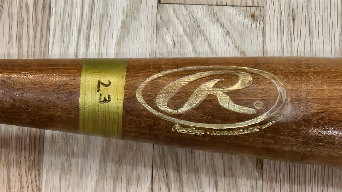 Rawlings Big Stick 350FM Maple Wood Bat 33