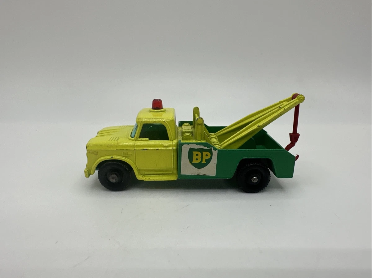 Matchbox series no 13 dodge best sale wreck truck