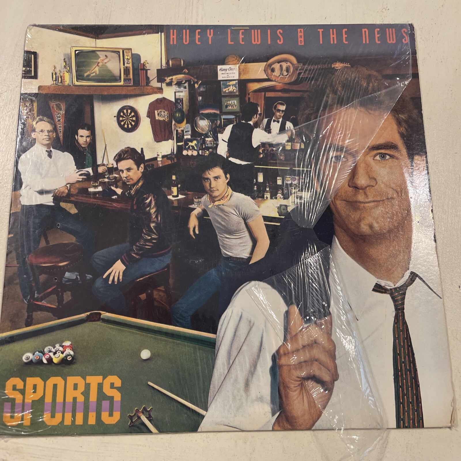 Huey Lewis And The News • Sports • 1983 • Chrysalis (FV 41412) R5