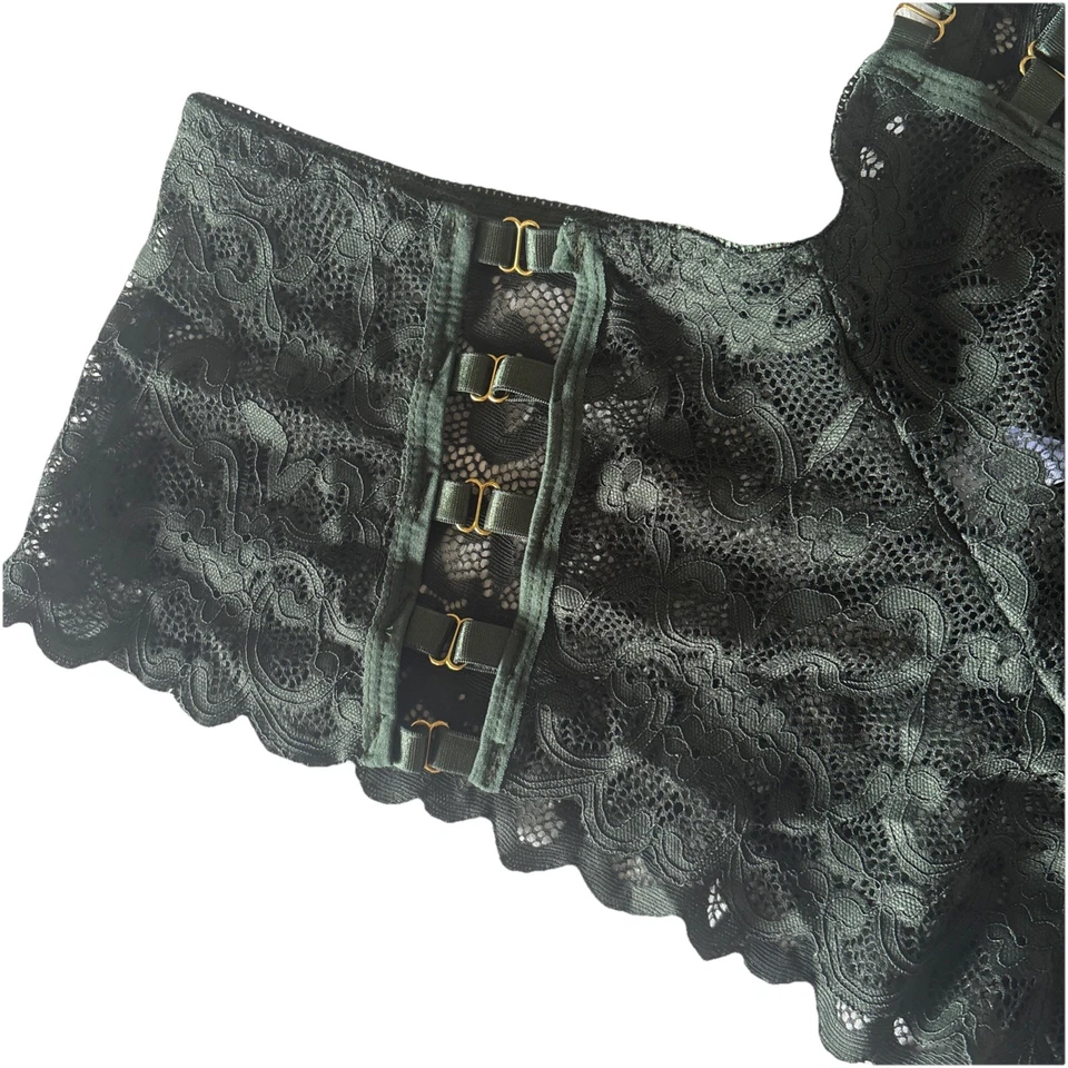 NUEVO Bragas Cheeky BoyShort Talla L Encaje Verde Con Herrajes Tono Dorado Foto 3 de 4