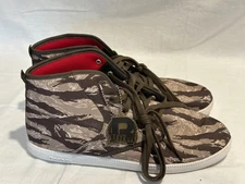 V45383 Reebok SL Berlin Chukka – Brown / Canvas / Paper White / Red- US MENS 9.5