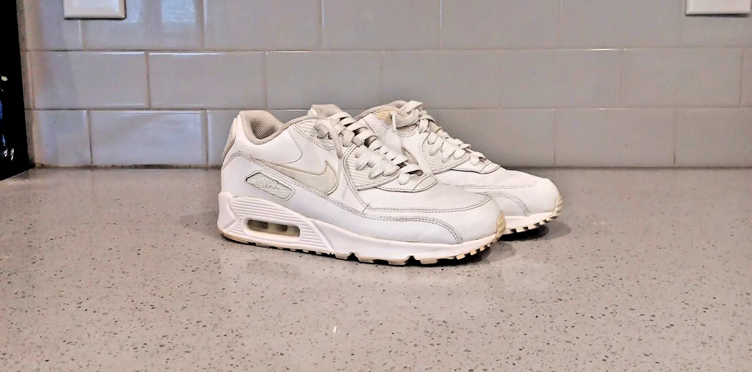 Scarpe da corsa Nike Air Max 90 giovani taglia US 6Y scarpe da ginnastica 724821 100