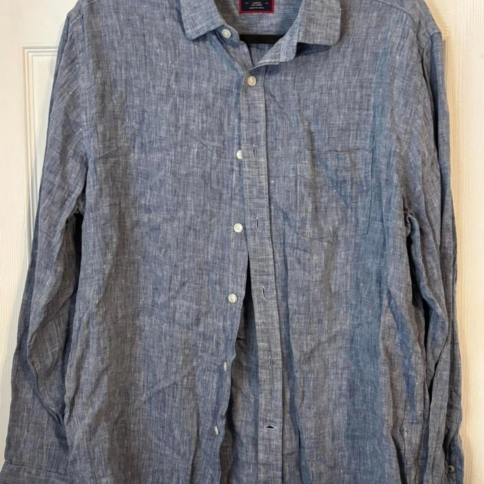 Untuckit Men's Blue Linen size large shirt