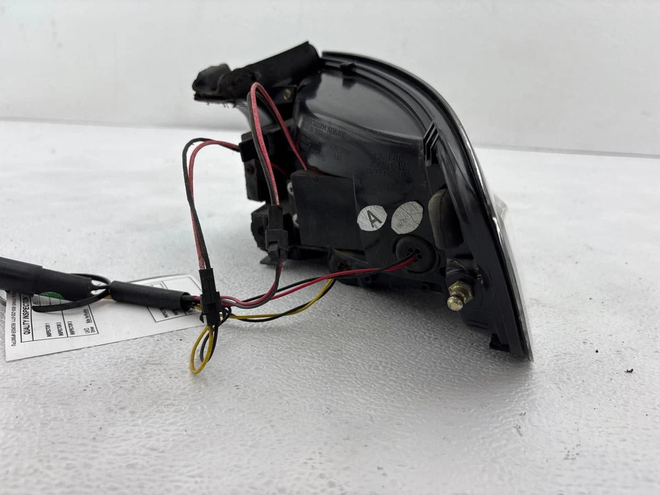 Luz trasera izquierda Audi A4 S4 2009-2012 sedán OEM Foto 4 de 4