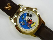 FINE DISNEY MICKEY MOUSE ROTATING DISK QUARTZ WATCH - NEW BATTERY - RUNS GREAT