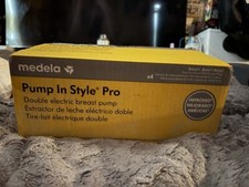 Medela Pump In Style Pro- Double Electric Breast Pump WITH Breastmilk Bags